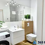 Apartment 365pam - Feniks Podczele Basen, Silownia, Bawialnia *