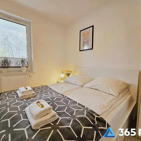 365pam - Feniks Podczele Basen, Siłownia, Bawialnia Apartament